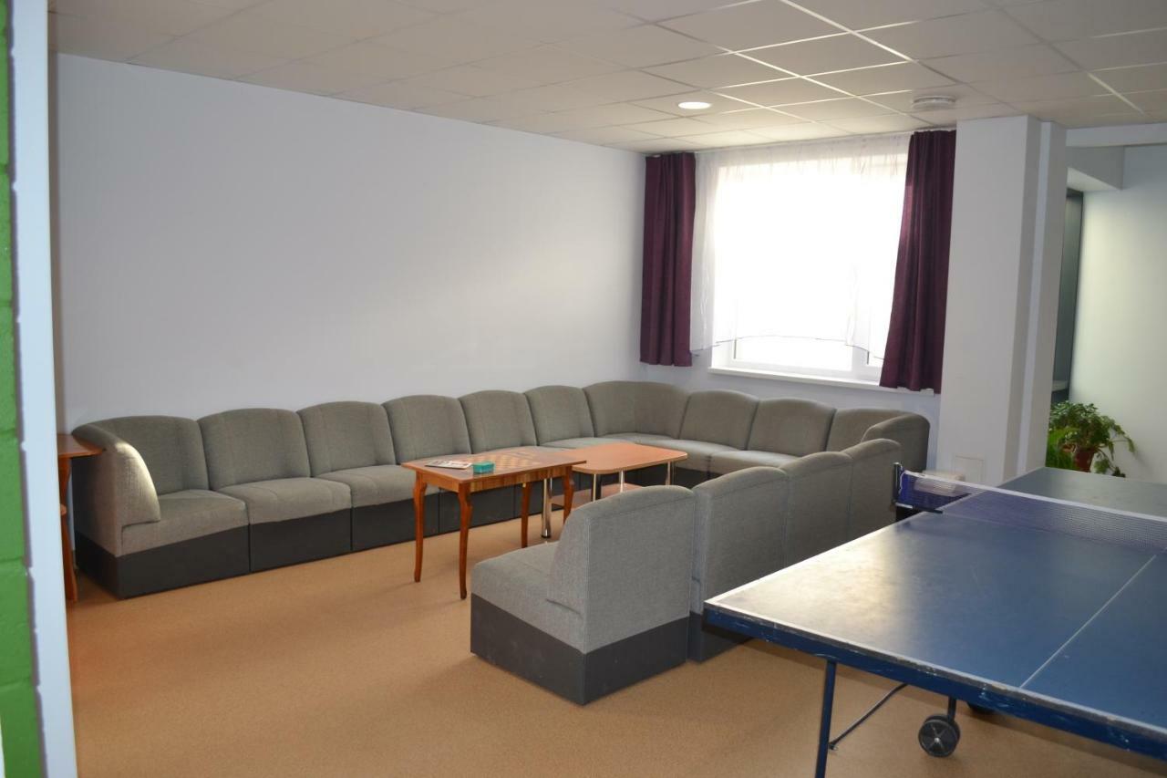 Valmieras Tehnikuma Dienesta Viesnica Bagian luar foto